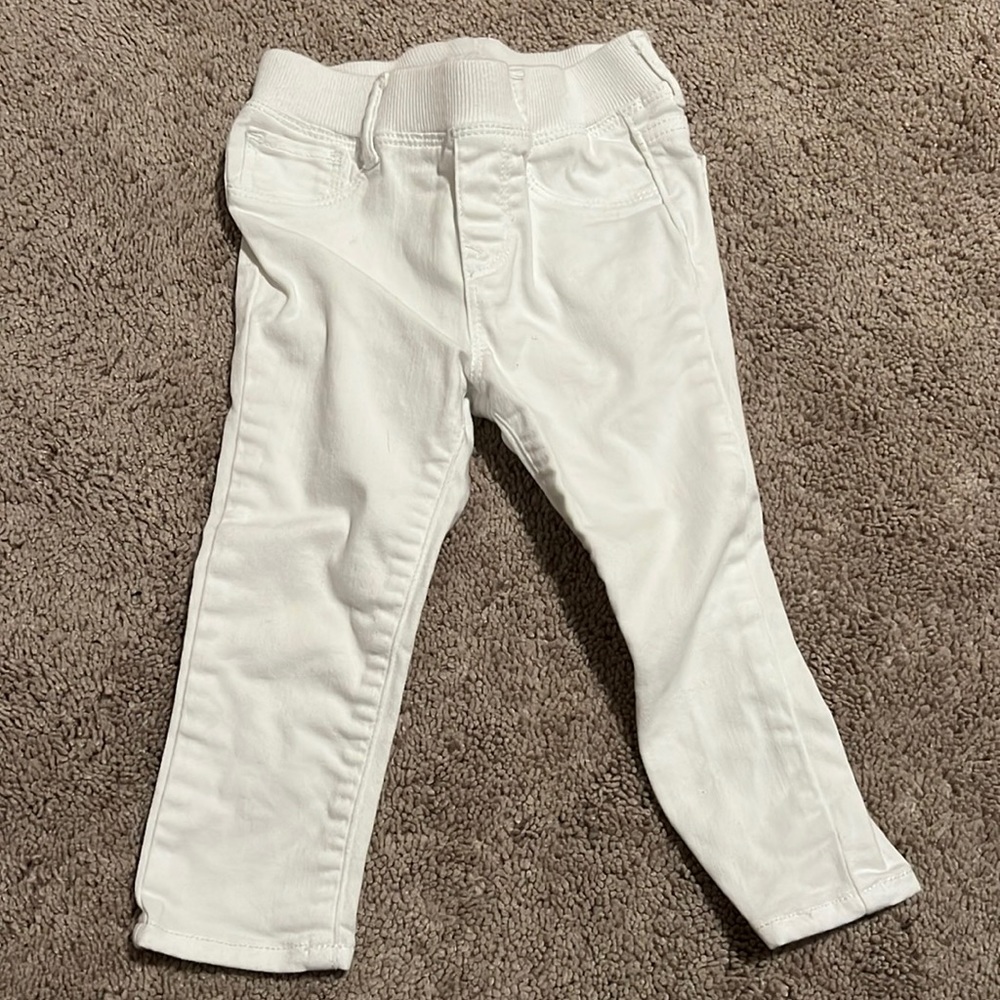 Baby Gap size 18-24 month white jeans
